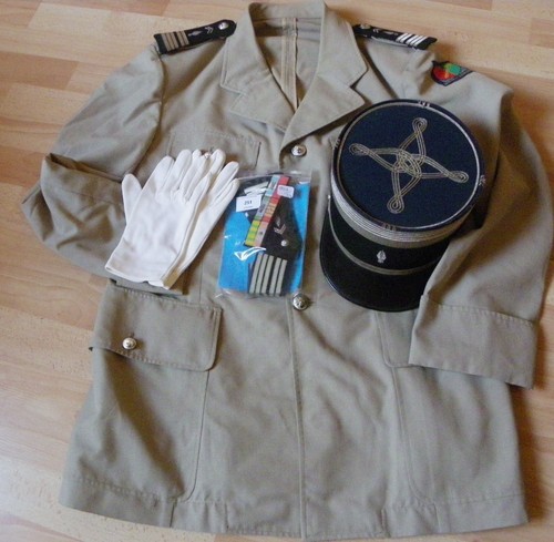 Colonel gendarmerie des - colonel,