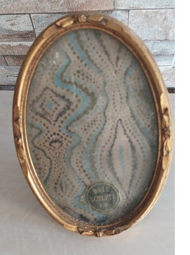 Ancien cadre ovale - , en