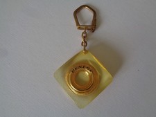 ANCIEN PORTE CLE RESINE  INCLUSION DUNLOP PNEUMATIQUE  1960