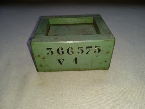 Rare boite pour - piece, v1