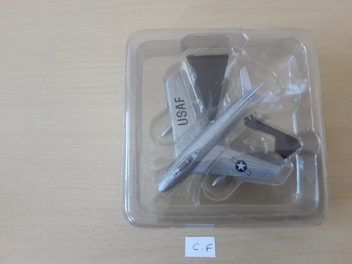 Avion miniature f sabre - f-86,