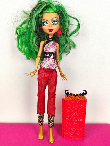 Monster high doll jinafire - monster,
