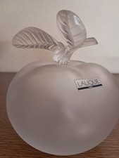 flacon pomme Lalique pour Nina Ricci 9X12