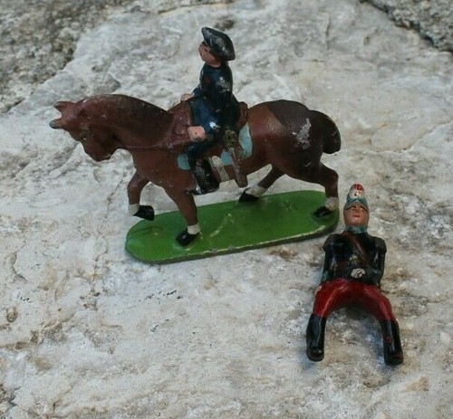 Ancien soldat figurine quiralu - figurine,