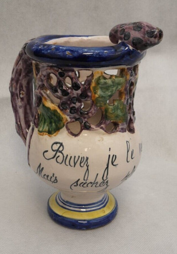 Atypique cruche barbotine - cruche, en