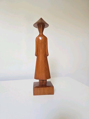 Statuette minimaliste bois - minimaliste,