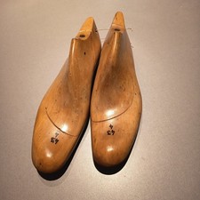 Ancienne paire d'embauchoirs