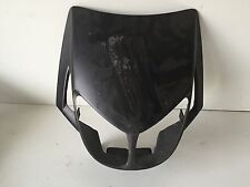 UNE PLAQUE PHARE NOIR ENTOURAGE DE PHARE POUR DERBI 50 SENDA 00H01511281