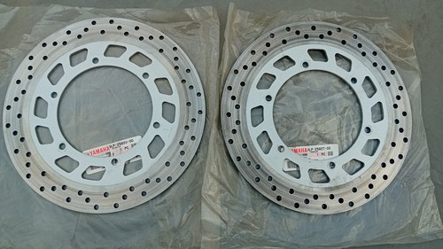 Paire disques frein avants - paire,