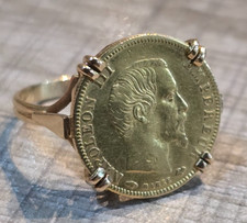 BAGUE OR 18/22K AVEC 5 FRANCS