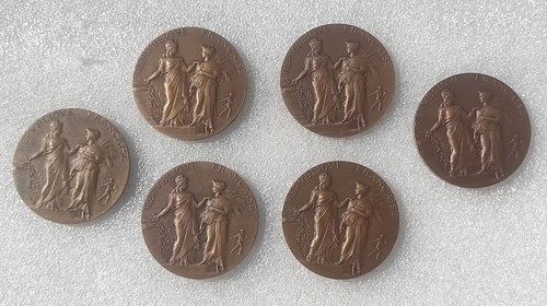 Lot medailles concours - 6,