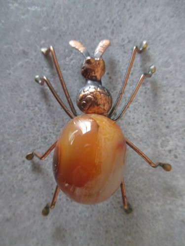 Petit insecte métal pierre - petit,