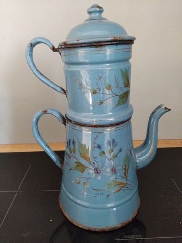 Ancienne cafetiere tole - ancienne,