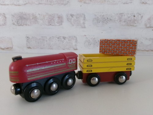 Train bois style brio - en,