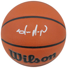 Ballon NBA Wilson signé par