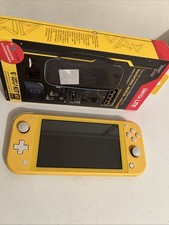 Nintendo Switch Lite 32 Go Jaune - Bon État - Chargeur - Pochette