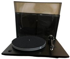 Rega planar turntable - planar,