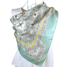 Foulard vintage HERMES Carre