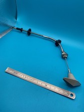 Tirette ouverture de capot