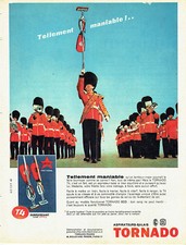 Publicité Advertising 107  1960  aspirateur-balai T4 superpuissant Tornado