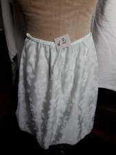 JUPON VINTAGE DE COULEUR VERT D EAU  LOT N°2