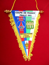 PSG PARIS SG ASSE ST-ETIENNE  1982 FINALE COUPE DE FRANCE fanion football ancien