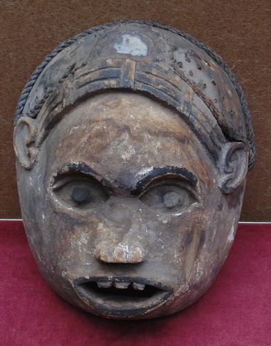 Très rare ancien masque - très,