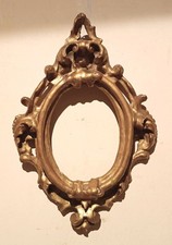 Cadre ovale ancien doré et