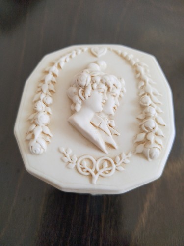 Boîte biscuits art nouveau - en,