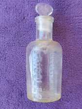 Bouteille d' alcool de menthe