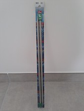 Paire d'aiguilles à tricoter