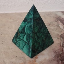 Pyramide en Malachite