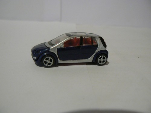 Voiture smart forfour - ho,