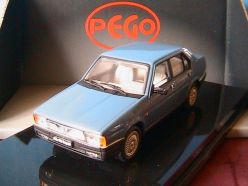 Alfa romeo super berlina - romeo,
