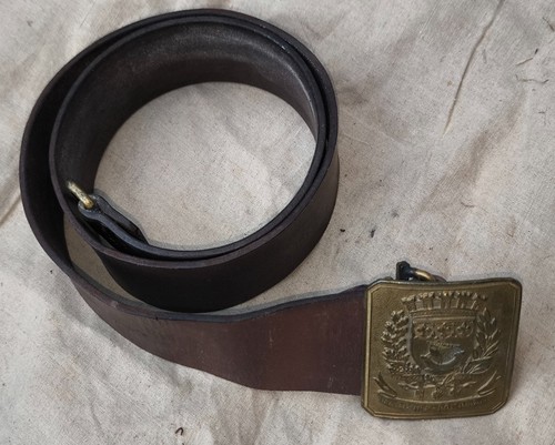 Paris firefighter buckle and