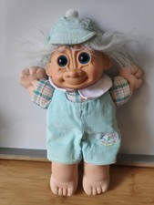 Peluche poupée Troll combi short chemise bonnet yeux bleus Russ 30 cm Vintage 