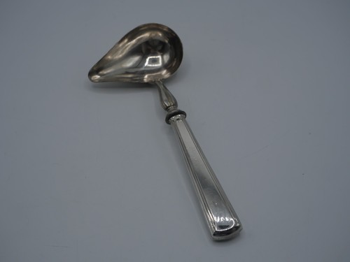 Cuillere sauce manche argent - a,
