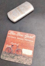 Ancien Beau briquet Alu