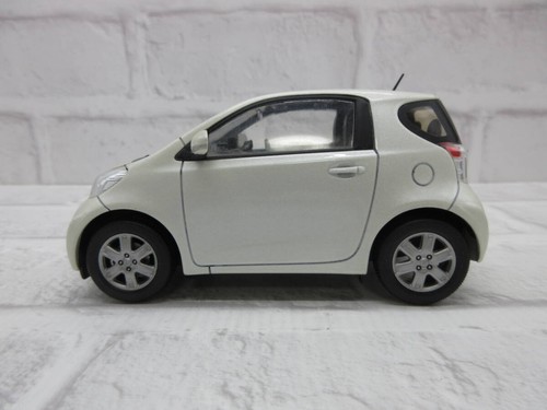 Voiture miniature iq - voiture,