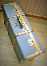 Malle ancienne "relookée vintage"