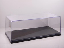 BTE8 Boîte vitrine 1/18