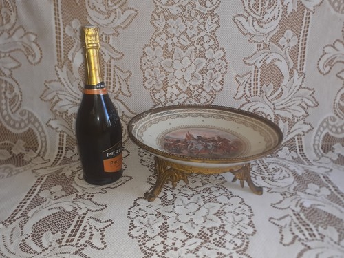 Grande coupe tripode - , en