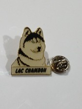 (B3) Pin's Lac Chambon Loup Blanc Noir Chien Animaux 