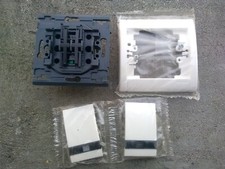 LEGRAND Sagane interrupteur pour volet roulant / store complet blanc