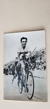 CARTE.  POSTALE  PHOTO  MIROIR  SPRINT CYCLISME  /  FAUSTO COPPI  SIGNEE 