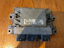 Calculateur moteur renault - moteur,
