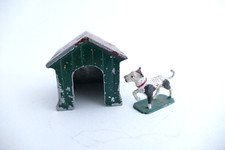 Figurine de plomb creux La