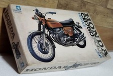 TAMIYA Honda Dream CB750 FOUR
