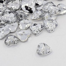 10 BOUTONS FANTAISIES STRASS TRANSPARENT 13 mm FORME COEUR - 2 TROUS - COUTURE