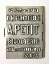 Petit Almanach 1926 publicitaire métal blanc Bijouterie PETIT à Belleville Paris